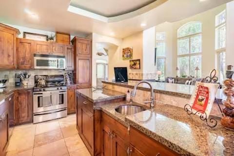 Spectacular Driggs Townhome with Hot Tub House in Driggs