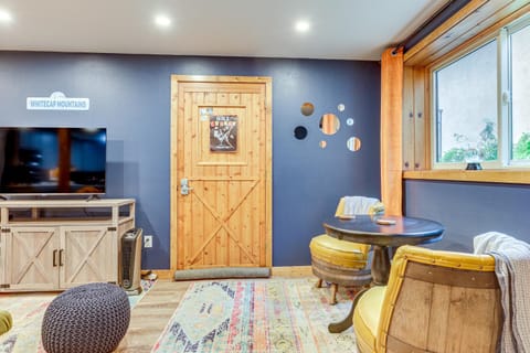 Ski-InandSki-Out Condo in Upson - Walk to Lake Apartment in Wisconsin