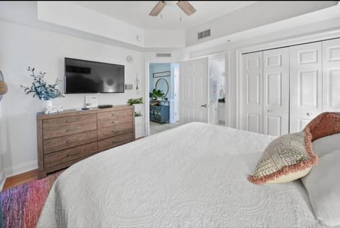 The Emerald Nest Apartment hotel in Panama City Beach