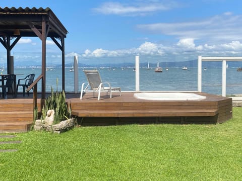 Hot Tub, Sea view