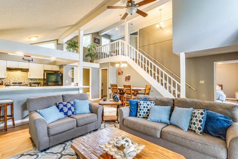 Margaritaville Lake Resort Home 1 Mi to Marina! House in Lake of the Ozarks