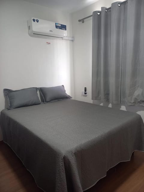 Bed, Photo of the whole room, Bedroom, air conditioner