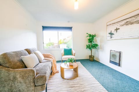 StayAU Newly Luxe 6BR Cradle Mountain with fireplace House in Tasmania