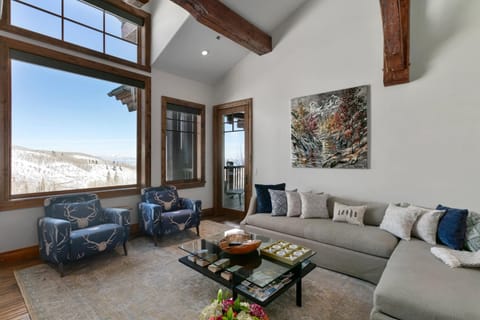 Grand Lodge - Four Bedroom #302 - Ski-in ski-out condo Apartment in Park City