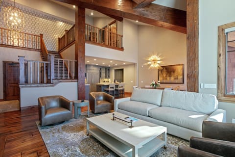504 - Five Bedroom Penthouse Grand Lodge condo Apartment in Park City