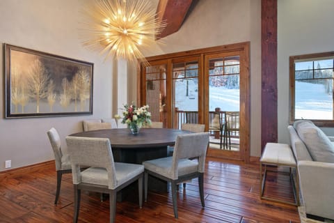 504 - Five Bedroom Penthouse Grand Lodge condo Apartment in Park City