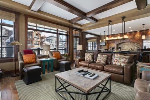 Flagstaff Lodge at Deer Valley Resort - Three Bedroom Residence #302 condo Apartment in Park City