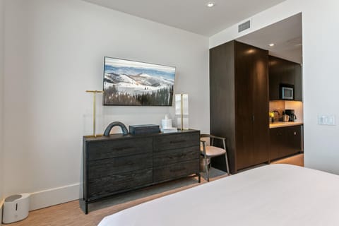 Argent at Deer Valley Resort - Hotel Room #105A Hotel Room Hotel in Park City