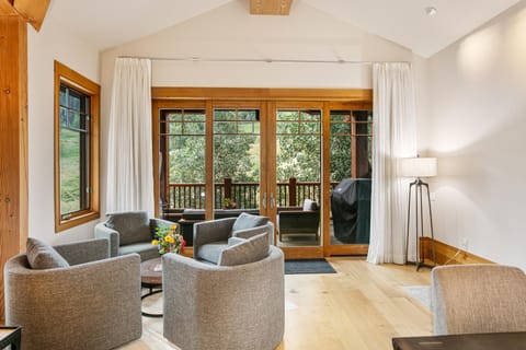 Grand Lodge - Four Bedroom #502 - Ski-in ski-out condo Apartment in Park City