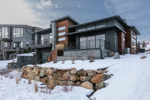 1506 W Orion Way - SkyRidge 6 BR Home with Hot Tub home House in Wasatch County