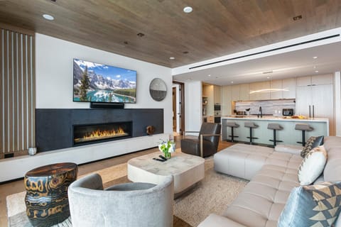 Argent at Deer Valley Resort - Three Bedroom Deluxe #405 condo Apartment in Park City