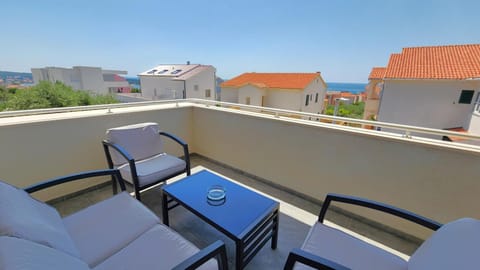 The Sands LUXE Aparthotel 4 - Pool Access Included Apartment in Lika-Senj County