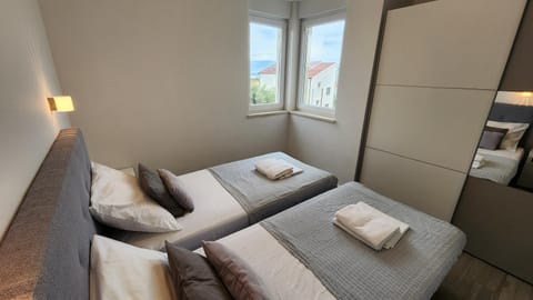 The Sands LUXE Aparthotel 4 - Pool Access Included Apartment in Lika-Senj County