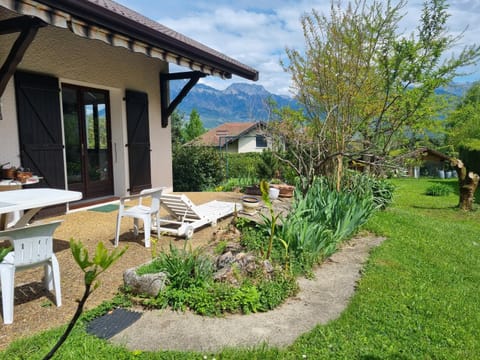 Villa Pierrette - Quiet house with garden House in Sévrier