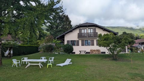 Villa Pierrette - Quiet house with garden House in Sévrier