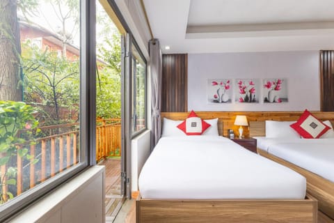 Living room, Bedroom