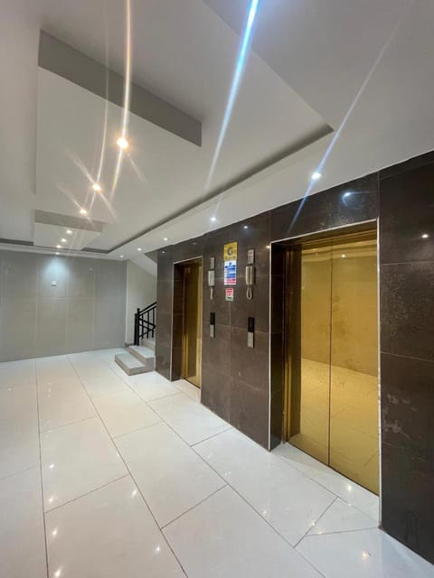 elevator