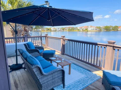Day, View (from property/room), Balcony/Terrace, Lake view