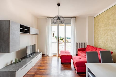 OLYMPIX STAY - Malpensa MXP - 24H Self Check-in - Parking - View Apartment in Lombardy