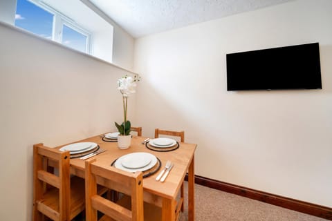 4 Bdr House with TV, Wifi, near Thetford town House in Breckland District