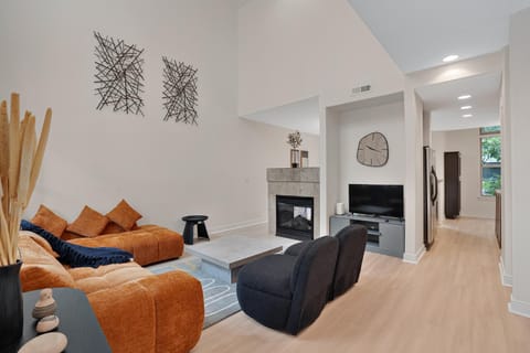 Hillsboro's Best at Your Doorstep with pool & gym Apartment in Hillsboro