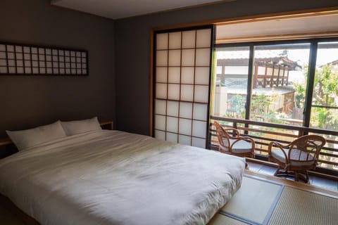 Balcony/Terrace, Photo of the whole room, Bedroom