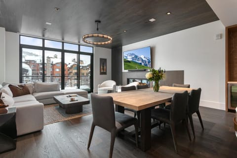 Argent at Deer Valley Resort - Three Bedroom Deluxe #504 condo Apartment in Park City