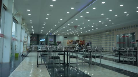 Restaurant/places to eat, Restaurant/places to eat
