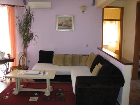 Living room, Other, Food