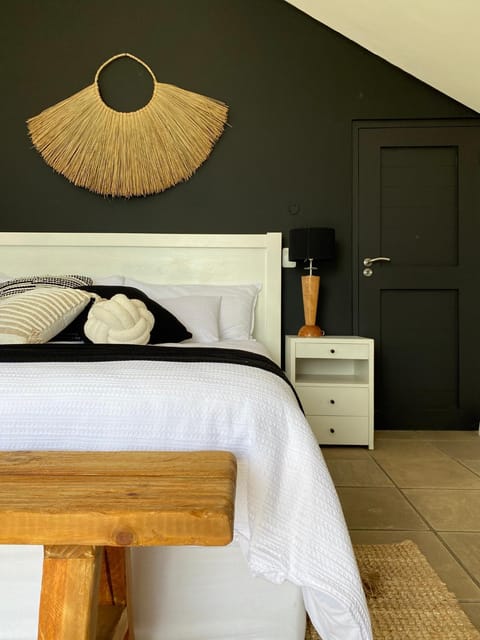 Namaste - Sea-facing 4 sleeper Holiday Home House in Western Cape