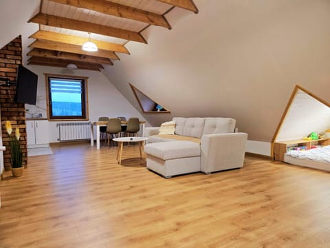 View (from property/room), Living room, Seating area, Dining area, Garden view, Pool view, Street view