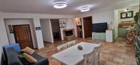 Living room, minibar