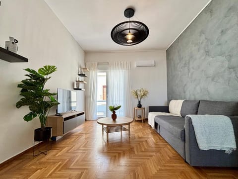 Living room, Seating area, air conditioner