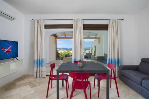 Dining area, Sea view