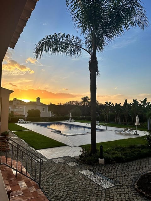 Natural landscape, Garden, Garden view, Pool view, Swimming pool, Sunrise