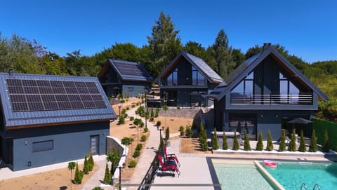 Property building, Spring, Day, Natural landscape, Pool view, Swimming pool