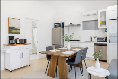 South Pasadena Studio Spa Escape House in South Pasadena