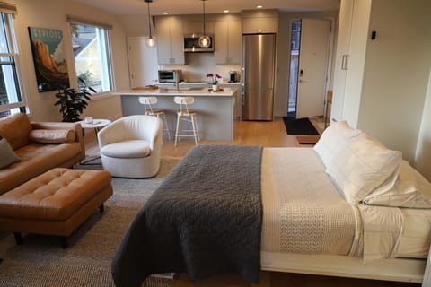 Modern Sound View Studio on Charming Queen Anne Apartment in Queen Anne