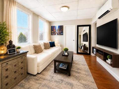 TV and multimedia, Living room, Photo of the whole room, Seating area