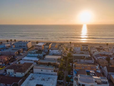 Neighbourhood, Bird's eye view, Sea view, Sunset