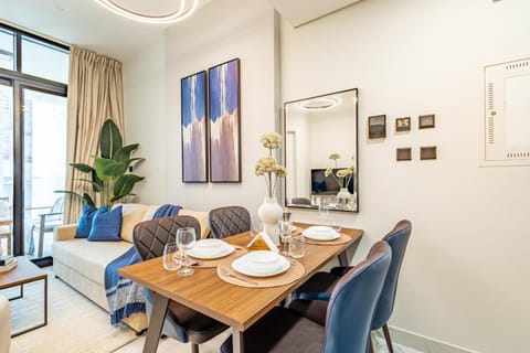 Modern 1 BDR - Maryah Island - Full Canal Views - ADGM - Galleria - Cleveland - Heart of Abu Dhabi Apartment in Abu Dhabi