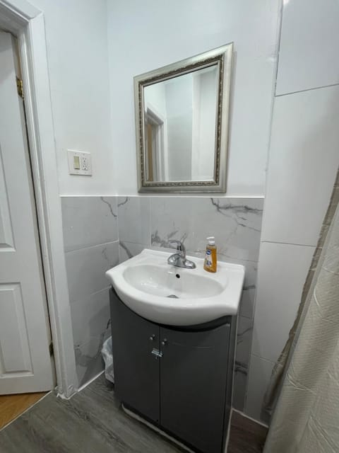 Stay in Somerset Apartment in Gatineau