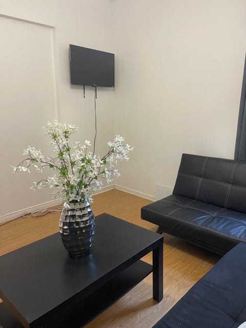 Stay in Somerset Apartment in Gatineau