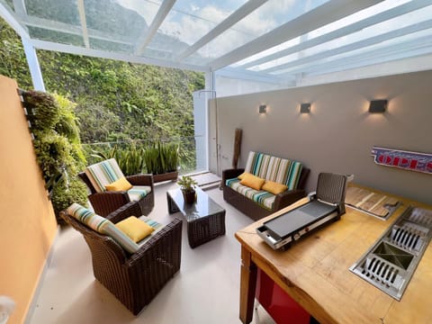 Garden, Garden, Seating area, Dining area