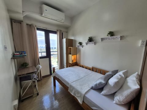 Bed, Bedroom, wardrobe, air conditioner, air conditioner