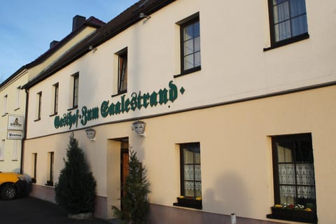 Property building, Day
