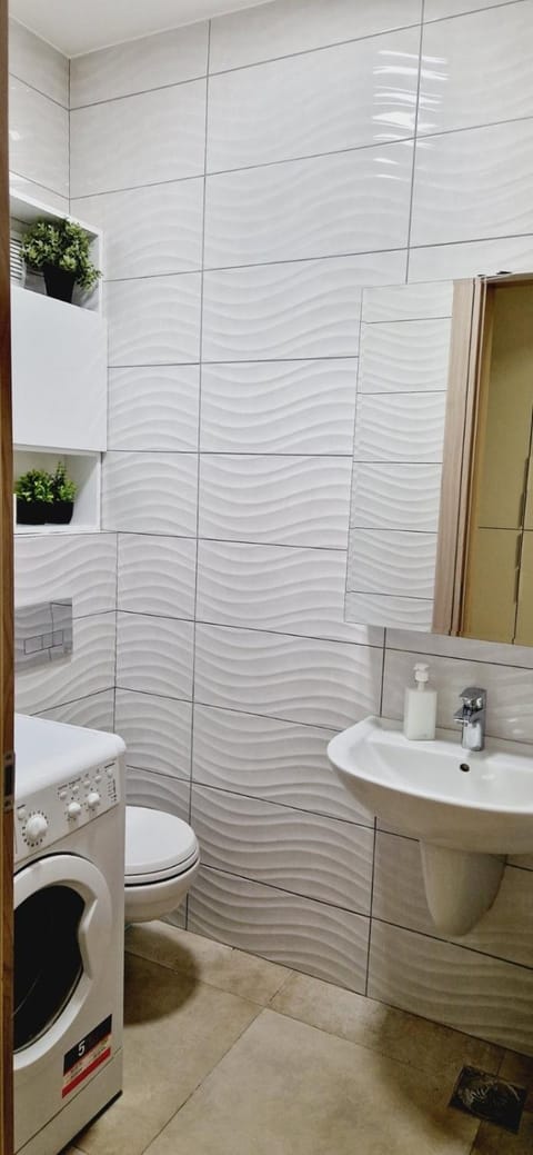 2-Bedroom Sofi Lux Apartment Apartment in Skopje