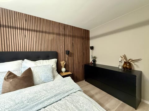 Fjord and Mountain View Apartment in Tromso