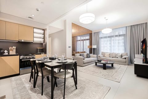 Luxury 4BR Burj Khalifa Dubai Mall Apartment in Dubai