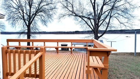Natural landscape, Balcony/Terrace, Lake view